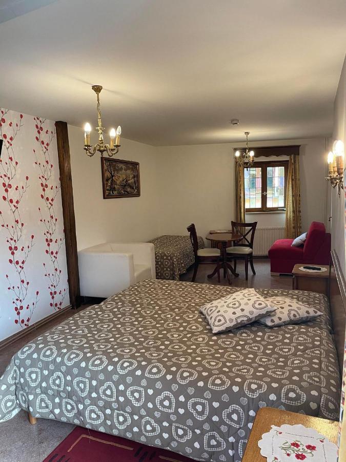 La Grange Du Pape - Annexe De L'Hotel La Ferme Du Pape Эгишем Экстерьер фото
